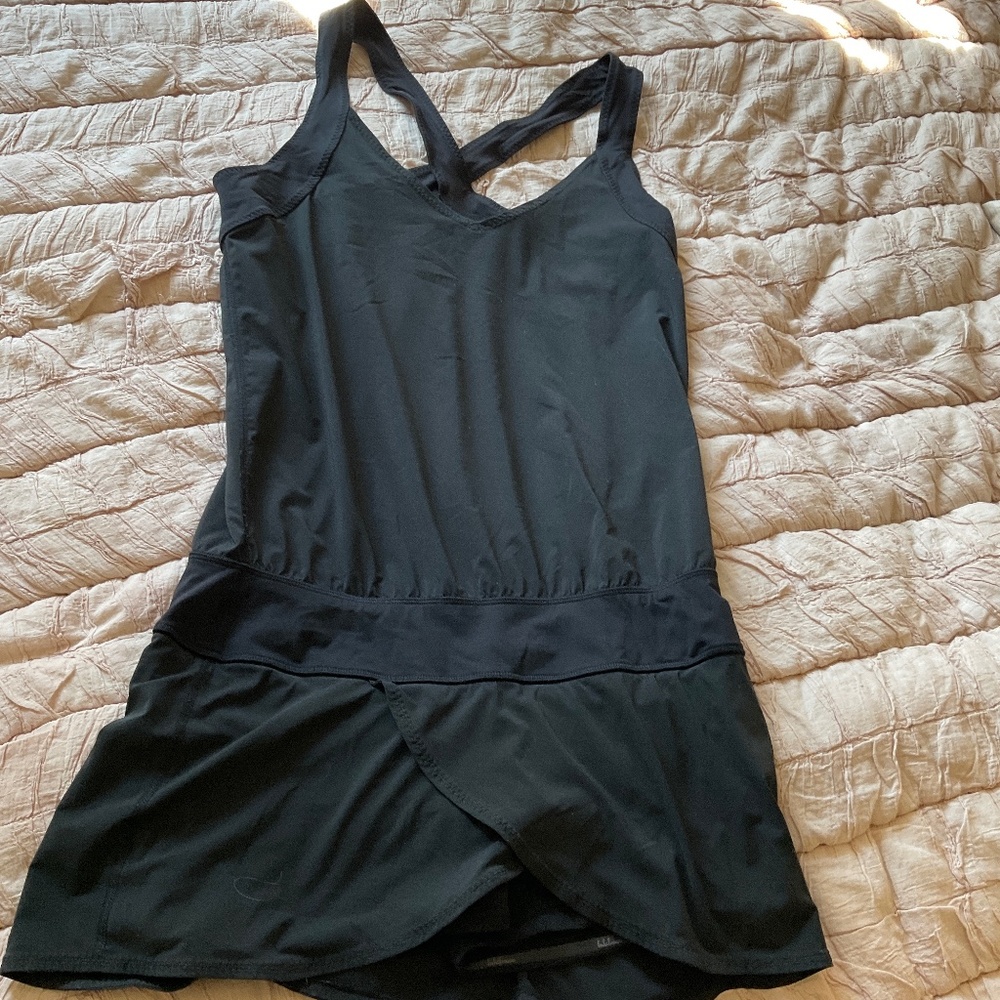Lululemon Run or tennis dress
